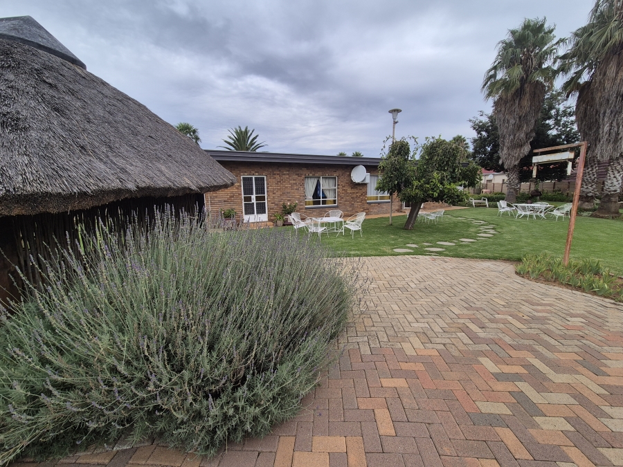 5 Bedroom Property for Sale in Wolmaransstad North West